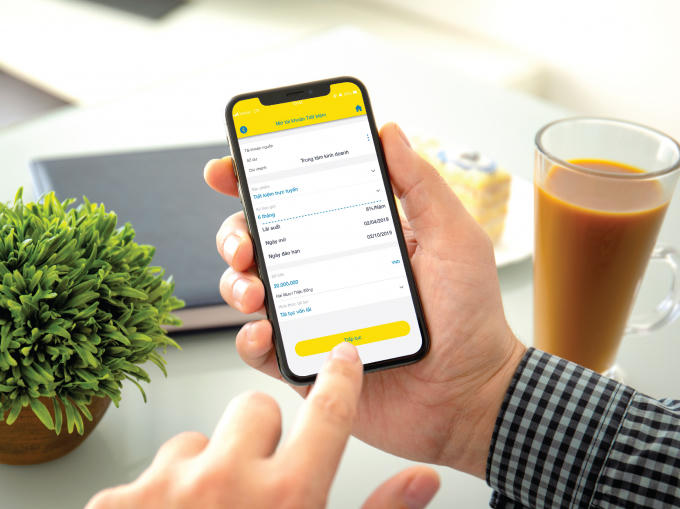Chỉ cần vài thao tác chạm khách hàng có thể mở hoặc tất toán tài khoản tiết kiệm trực tuyến nhanh chóng.