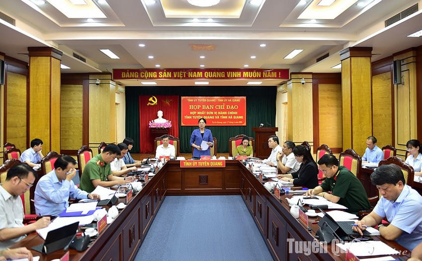 Đại biểu dự họp tại điểm cầu Tuyên Quang.