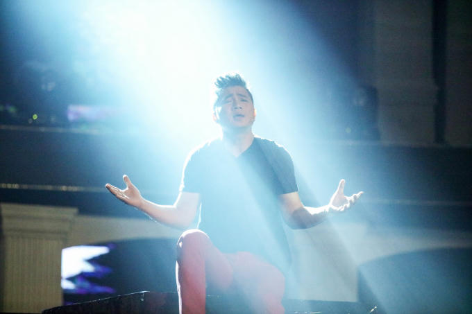 Bạch Tuyết, Phương Dung cùng diện áo dài khoe vẻ đẹp quý phái tại Tình Khúc Vượt Thời Gian