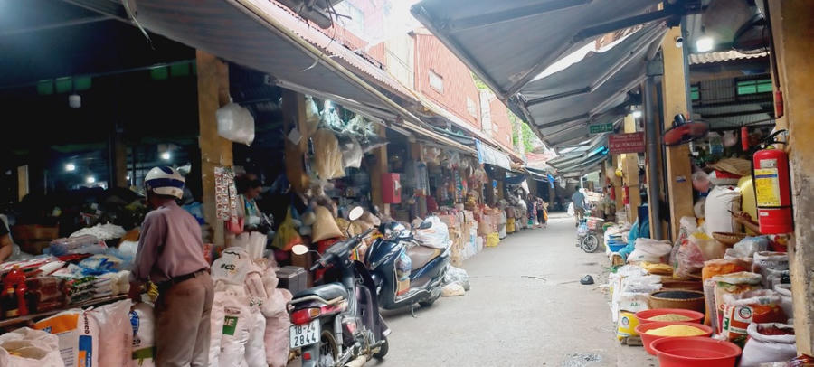 Khu vực chợ đầu mối Mỹ Tho, nơi xảy ra vụ trộm cắp tài sản.