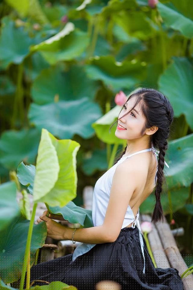 Quan niệm sống của Hương Lan chính là “Cuộc sống chỉ mang lại cho chúng ta 10% cơ hội, 90% còn lại là do chúng ta trải nghiệm thế nào với nó”. Bởi thế cô gái Thái Nguyên luôn cố gắng nhìn nhận mọi thứ với thái độ tích cực nhất. Lan mong muốn bản thân sẽ được trải nghiệm những nét văn hóa ở vùng đất mới để nâng cao hiểu biết cũng như vốn sống.
