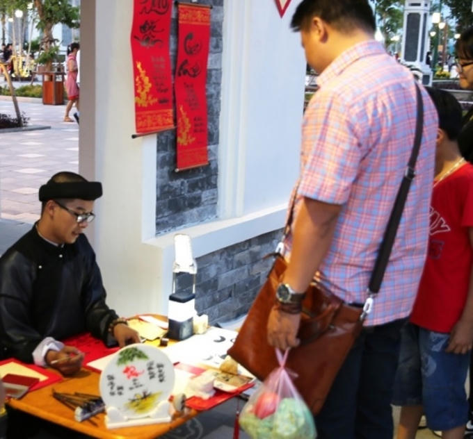 Xin chữ đầu năm là nét văn hóa cổ truyền của người Việt.