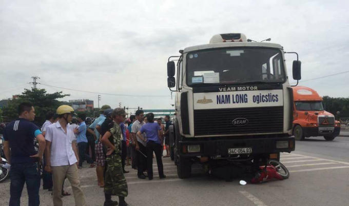 Chiếc xe tải gây tai nạn.