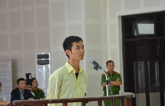 Bị cáo Feng Long Chun (áo vàng) nhận mức án chung thân.