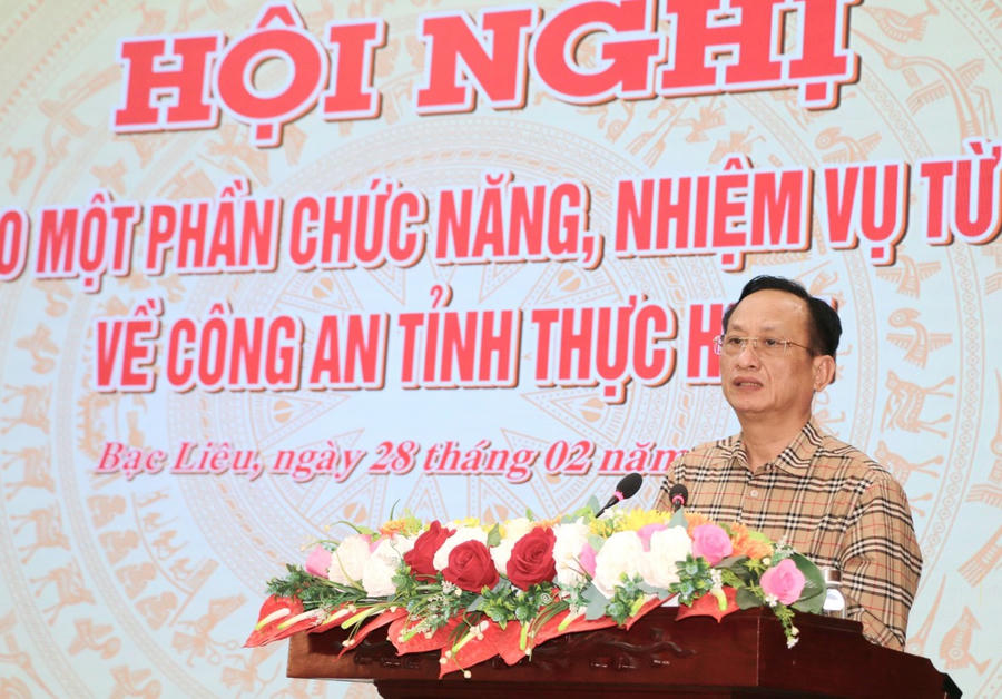 Ông Phạm Văn Thiều – Phó Bí thư Tỉnh ủy, Chủ tịch UBND tỉnh Bạc Liêu, phát biểu chỉ đạo tại Hội nghị.