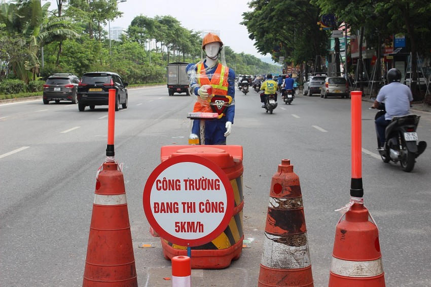 Tình hình giao thông tại 2 tuyến đường vào nội đô sau khi lắp dải phân cách cứng