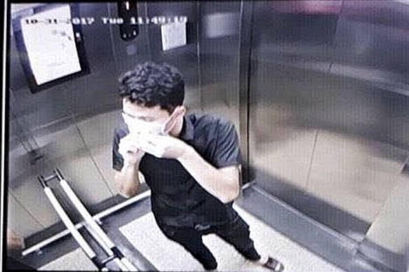 Hình ảnh nghi phạm bị hệ thống camera ghi lại sau khi gây án.