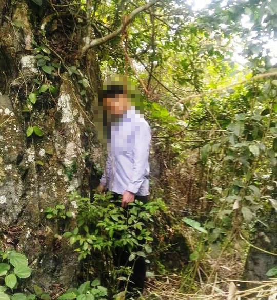 Nghi can sát hại hai bố con đã tự tử.