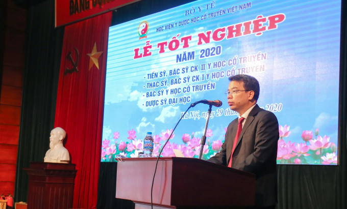 Học viện YDHCT Việt Nam tổ chức Lễ tốt nghiệp và trao bằng Tiến sỹ, Thạc sỹ, Bác sĩ CKI, CKII, bác sĩ YHCT, Dược sĩ và Bác sĩ y học cổ truyền hệ liên thông chính quy