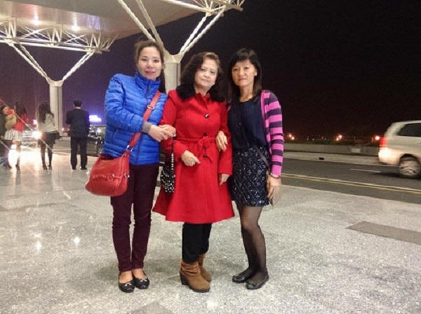 Mẹ con bà Nguyễn Thị Mai Hạnh, người bị trao nhầm con cách đây 42 năm. Ảnh: Internet