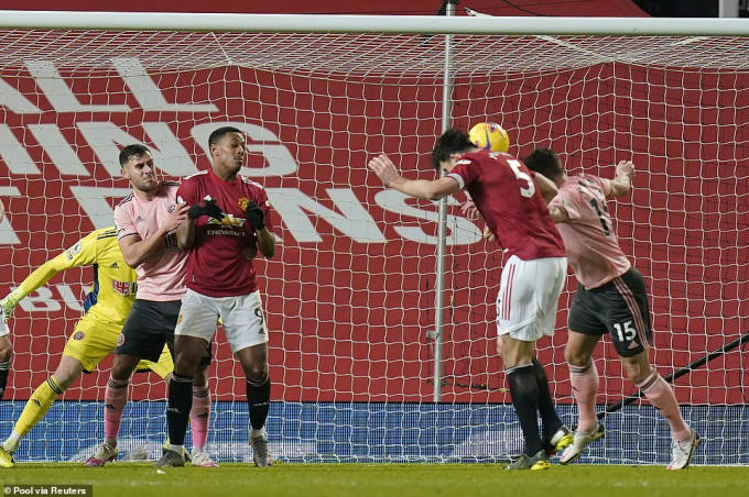 38561926-0-image-a-27_1611784469671