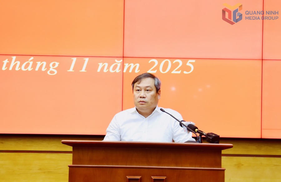 Ông Vũ Đại Thắng, Bí thư Tỉnh ủy Quảng Ninh phát biểu tại hội nghị. (Ảnh: QMG)
