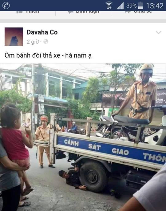 Hình ảnh tung lên mạng xã hội gây sự chú ý của động đồng mạng.