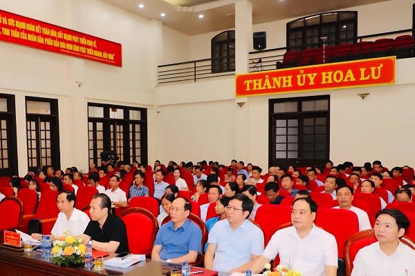 Quang cảnh buổi tiếp xúc.