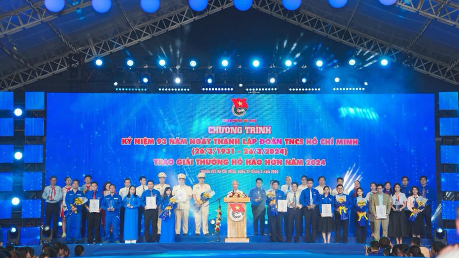 Phó Chủ tịch UBND TP.HCM Võ Văn Hoan phát biểu tại buổi lễ.