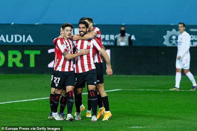 Raul Garcia mở tỷ số cho Bilbao ở phút 18