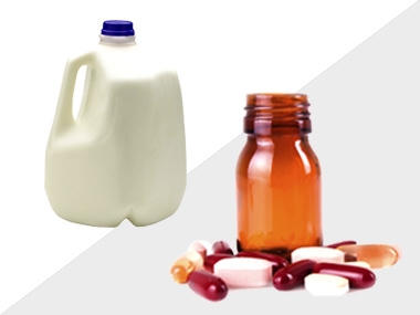 Thuốc kháng sinh và các sản phẩm từ sữa "kỵ" nhau. Ảnh: minh họa