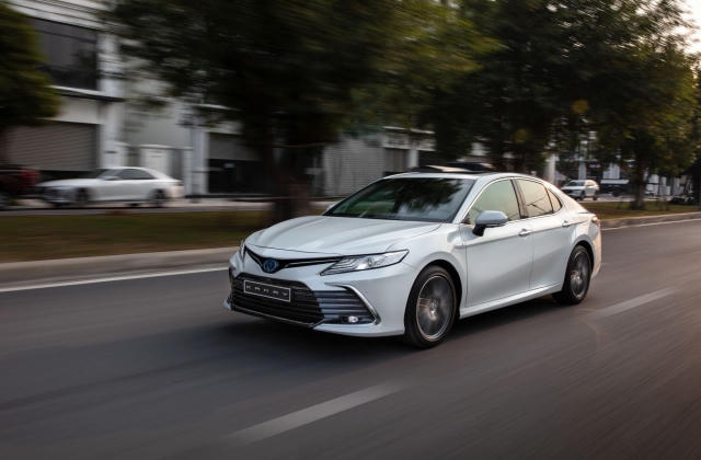 Camry HV - mẫu xe thúc đẩy nền tảng phương tiện xanh của Toyota tại Việt Nam