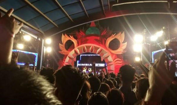 Hình ảnh tại lễ hội âm nhạc tối 16/9 tại công viên nước hồ Tây