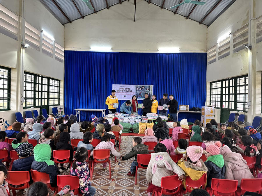 z5112976328896_d7f4a4988a47e5e18a4b7b061e6ac340