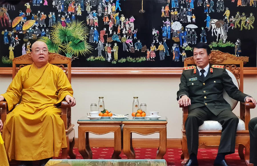 z4028478135900_7568aace24a871f7a134380ed6509c34_2