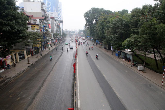 Phố Tây Sơn.