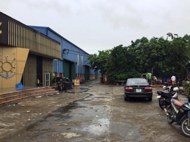 Tổng diện tích 7.700m2, mặt tiền rộng 65m.
