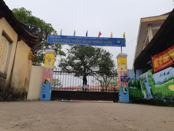 Trường tiểu học Tiên Sơn.