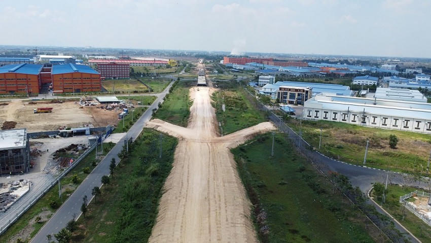 Dự án đường Hồ Chí Minh, đoạn Chơn Thành - Đức Hòa có tổng chiều dài khoảng 72,75 km.