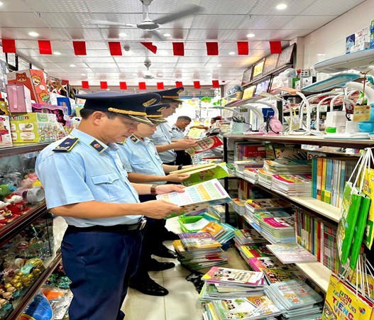 Hình ảnh hoạt động kiểm tra, kiểm soát của Đội QLTT số 3 (Ảnh: Chi cục QLTT tỉnh Hà Tĩnh)