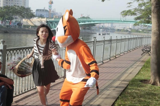 Thậm chí còn lôi "người yêu trong mộng" đi cùng mình
