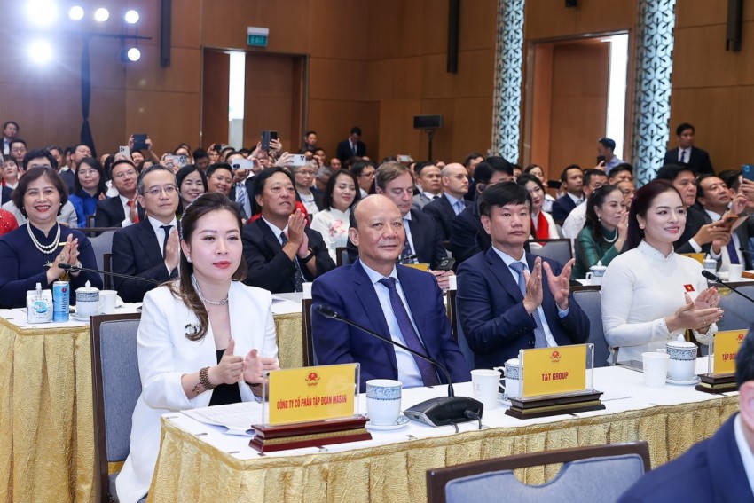 Đại diện các doanh nghiệp tham dự hội nghị.