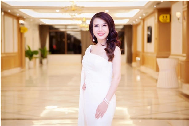 Hoa khôi Lan Phương là đại sứ chương trình “Vì Nạn nhân da cam” năm 2016.