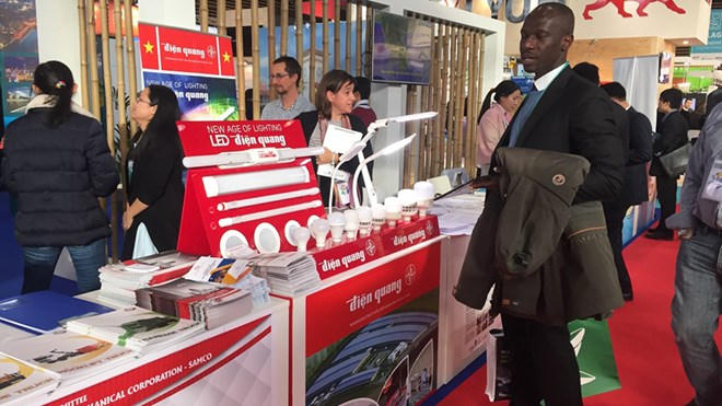 Khi đánh giá quá trình CPH của Điện Quang, chúng ta cũng nên xem xét góc nhìn chính về kết quả và hiệu quả thực tế của doanh nghiệp.