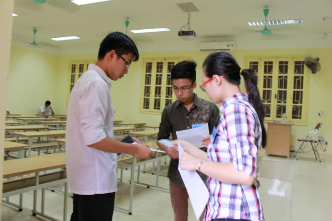Công tác coi thi được đảm bảo công bằng, chặt chẽ.
