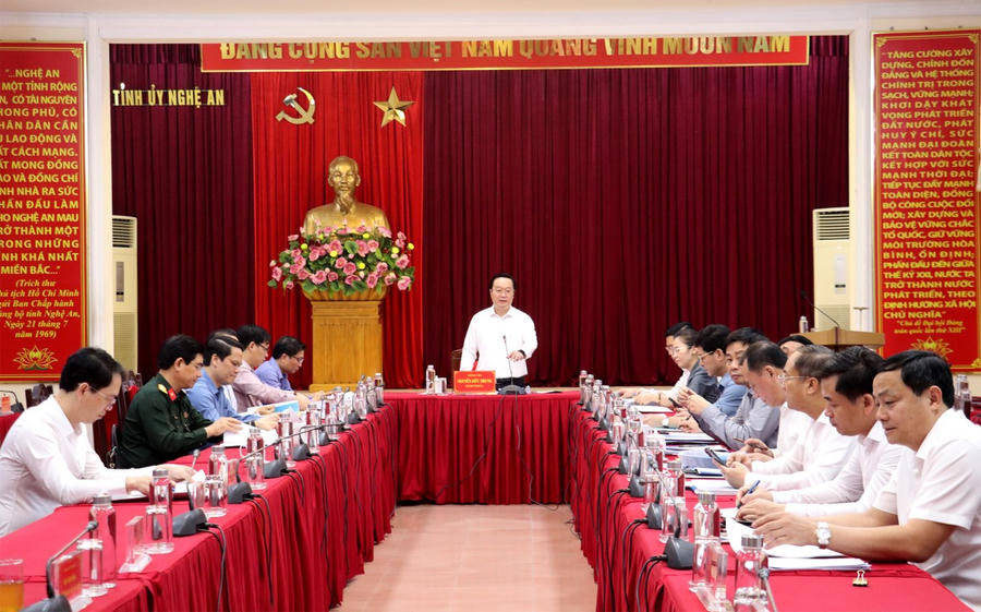 Ban Thường vụ Tỉnh ủy Nghệ An thống nhất thành lập Ban Chỉ đạo cấp tỉnh thực hiện sắp xếp, tổ chức lại đơn vị hành chính các cấp.