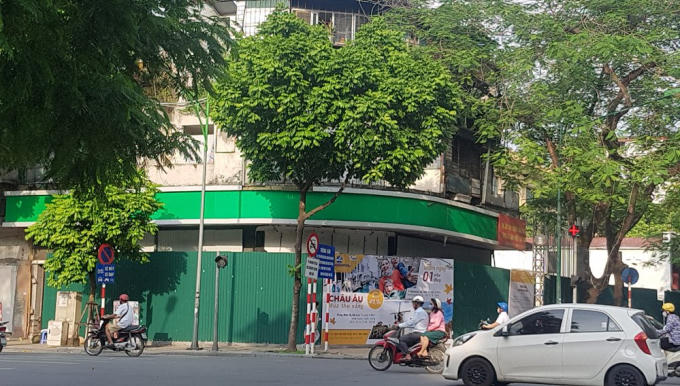 Khu đất ở vị tr&iacute; đất v&agrave;ng, hai mặt tiếp gi&aacute;p với hai tuyến phố đẹp nhất H&agrave; Nội l&agrave; L&yacute; Thường Kiệt - H&agrave;ng B&agrave;i.