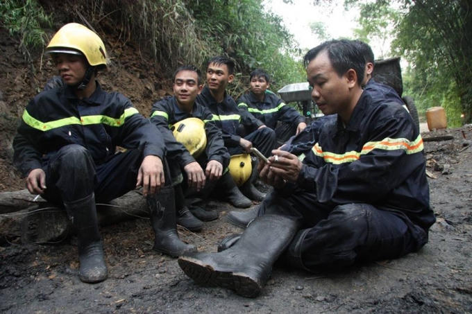 Vụ sập hầm lò tại Hòa Bình: Huy động 200 người tìm kiếm nạn nhân