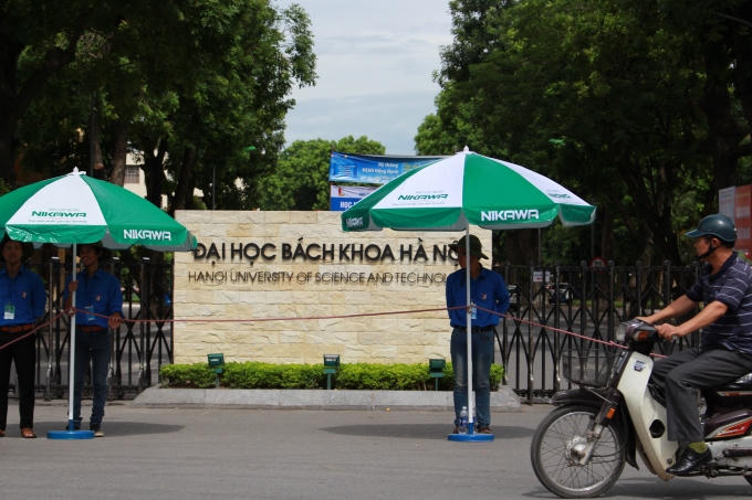 Tại cụm thi số 1 sáng nay có 156 thí sinh bỏ thi môn Toán.