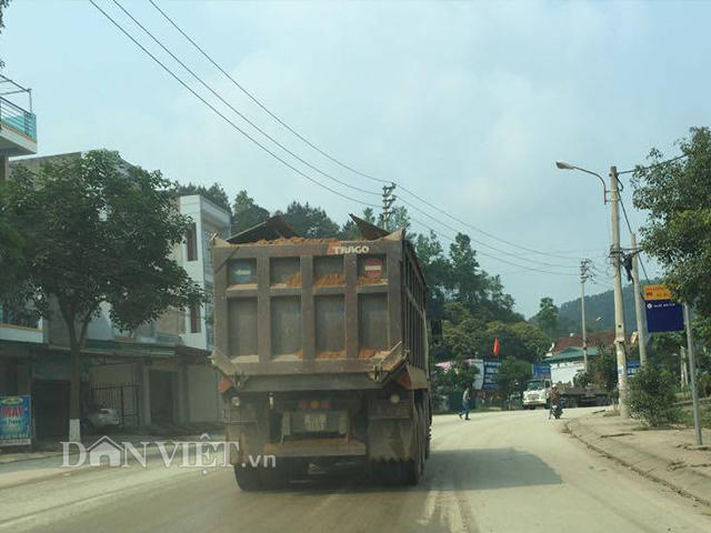 Cơ quan chức năng TP.Bắc Kạn làm ngơ dù phát hiện các các xe vận tải thay đổi cung đường đổ thải.