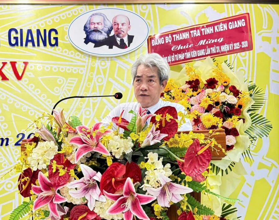 Ông Trần Văn Khái - Bí thư Đảng ủy, Giám đốc Sở Tư pháp tỉnh Kiên Giang phát biểu bế mạc Đại hội Đại hội