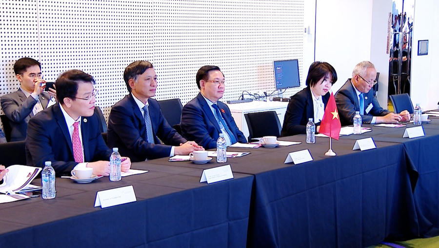 Chủ tịch Quốc hội tiếp Lãnh đạo Asia Society và các doanh nghiệp Australia. (Nguồn: vov.vn)