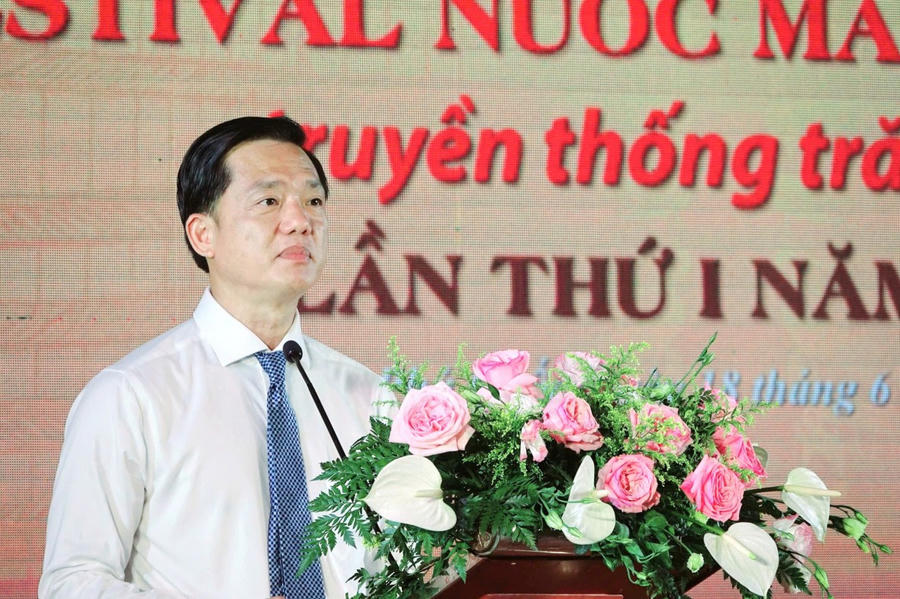 Ông Trần Minh Khoa - Chủ tịch UBND TP Phú Quốc phát biểu tại họp báo công bố Festival Nước mắm Phú Quốc truyền thống trăm năm lần thứ I năm 2025, chủ đề “Hồn túy đảo Ngọc”