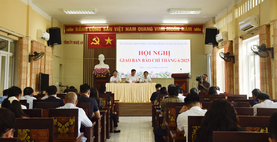 Hội nghị giao ban báo chí tỉnh Nghệ An tháng 6/2025.