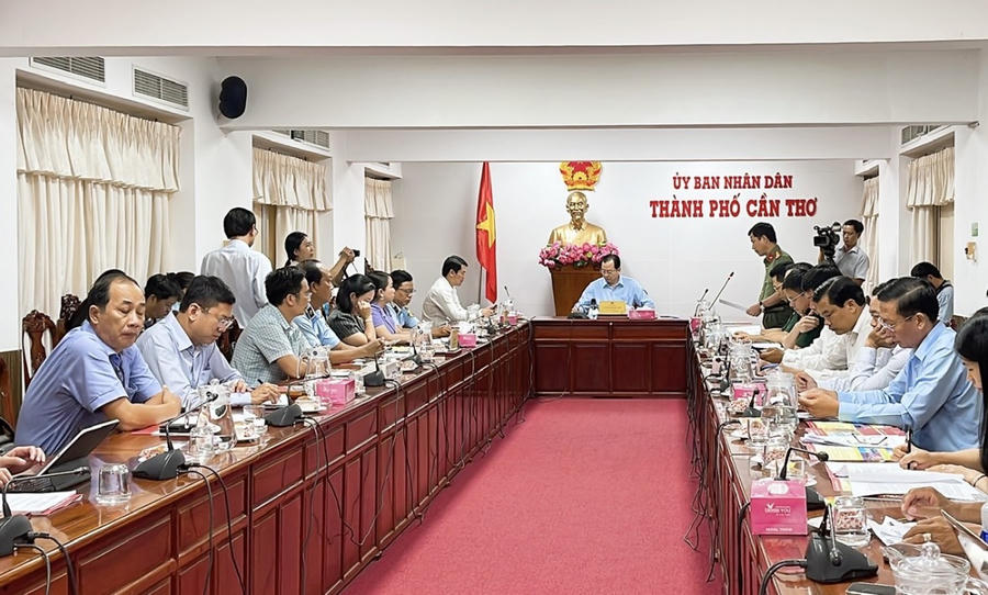 Trong 9 tháng đầu năm 2025 tại Cần Thơ, phát hiện 622 vụ vi phạm buôn lậu, gian lận thương mại và hàng giả, khởi tố 122 đối tượng. (Ảnh: VGP)