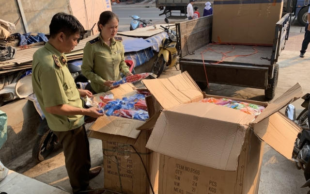 Lực lượng chức năng Bình Định tạm giữ lô đồ chơi trẻ em không rõ nguồn gốc xuất xứ