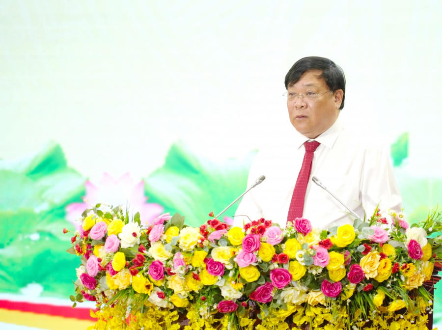 Ông Phạm Thành Ngại - Phó Bí thư Tỉnh ủy, Chủ tịch UBND tỉnh Cà Mau phát biểu chào mừng lễ kỷ niệm.