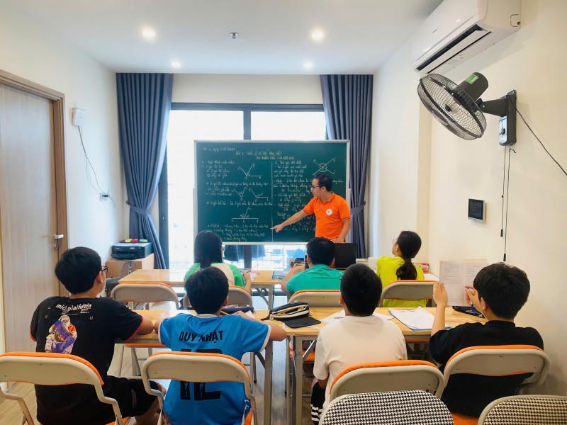 Giáo viên dạy kèm tại nhà có vi phạm quy định của Bộ GD&ĐT?