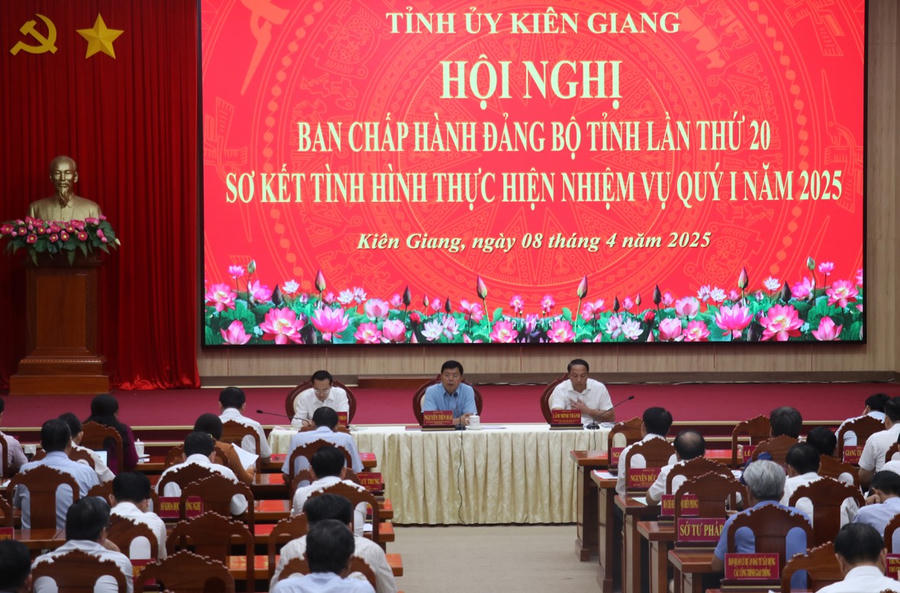 Quang cảnh hội nghị.