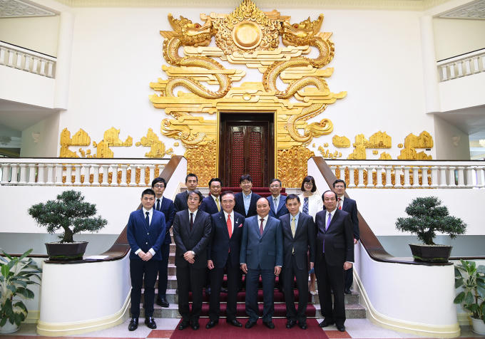 Thủ tướng Nguyễn Xuân Phúc bày tỏ vui mừng khi quan hệ đối tác chiến lược sâu rộng Việt Nam-Nhật Bản ngày càng phát triển trên mọi phương diện.
